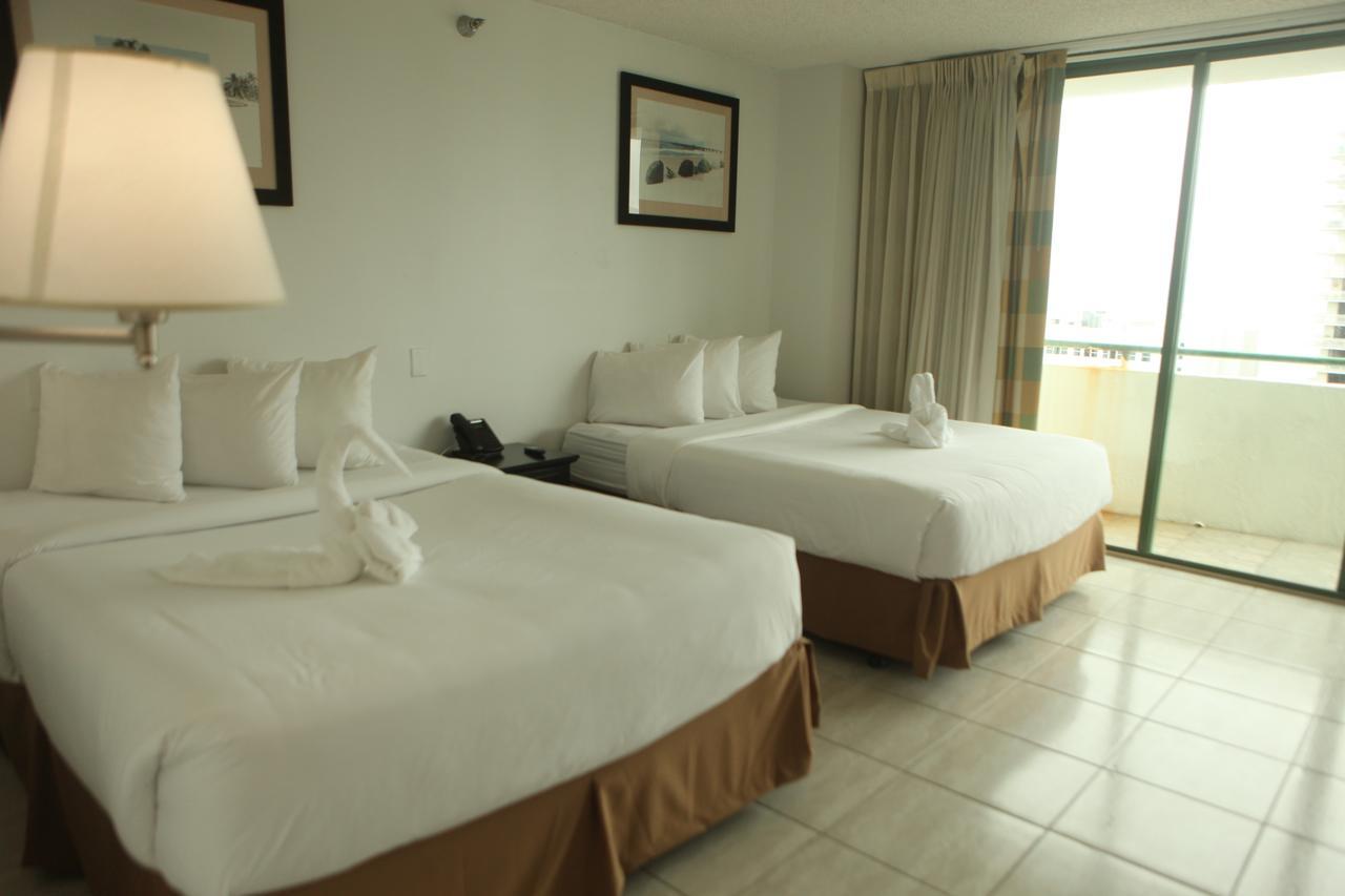Casablanca West Tower Hotel North Bay Village Exterior photo